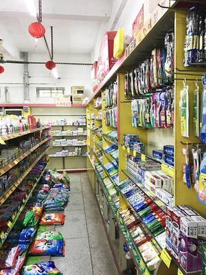 挑戰(zhàn)連鎖超市！鼎湖這家百貨店終結你的排隊結賬煩惱